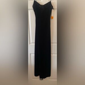NWT gorgeous maxi dress black velvet with mesh back and beads spaghetti straps
